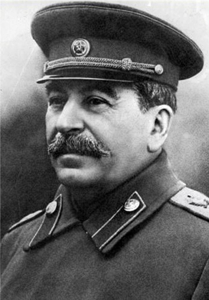 v18n3p40_stalin.jpg